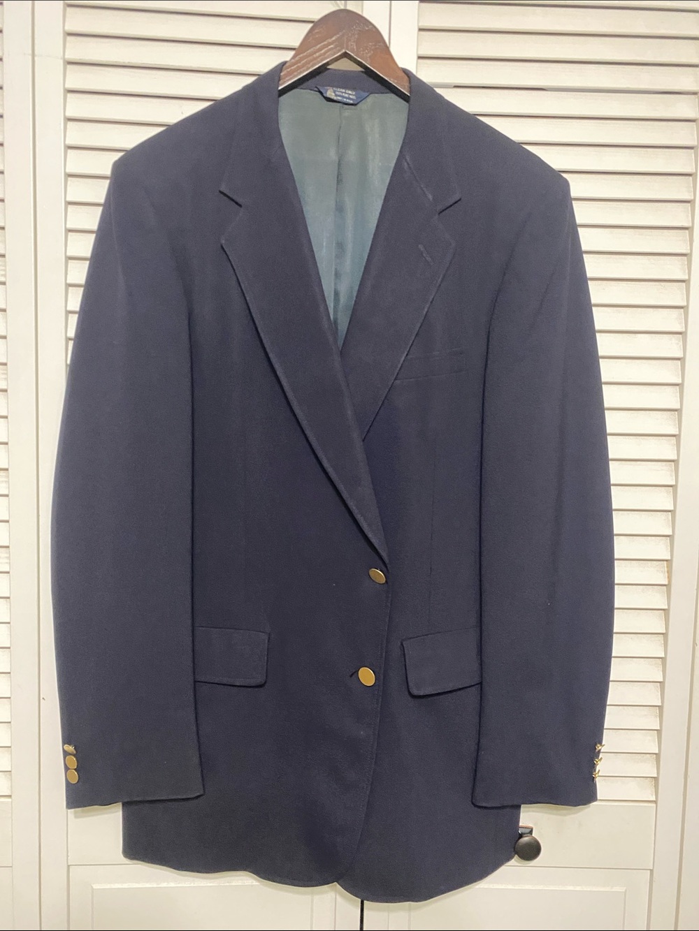Kuppenheimer Navy Blazer Two Button Size 40